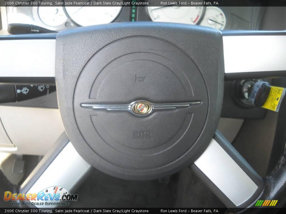 2006 Chrysler 300 Touring Satin Jade Pearlcoat / Dark Slate Gray/Light Graystone Photo #24