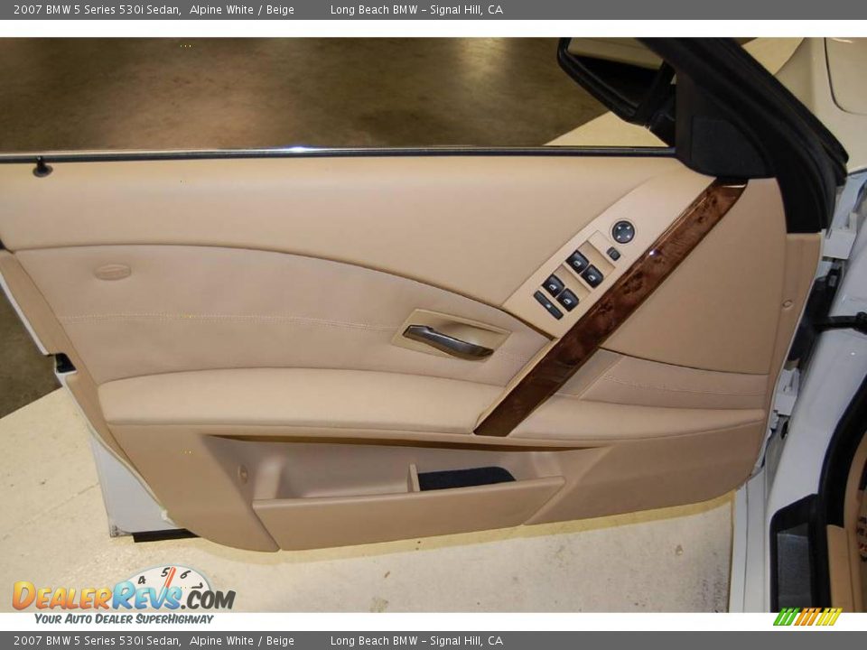 2007 BMW 5 Series 530i Sedan Alpine White / Beige Photo #24