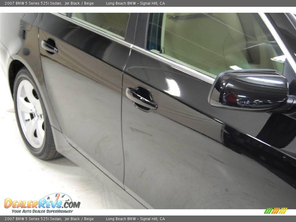 2007 BMW 5 Series 525i Sedan Jet Black / Beige Photo #4