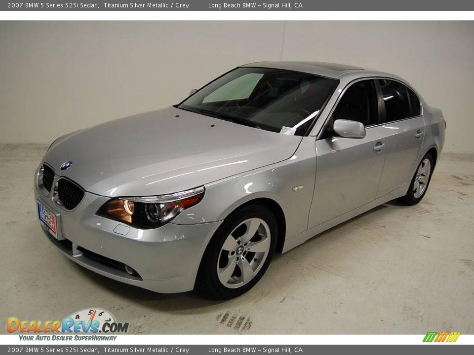 2007 BMW 5 Series 525i Sedan Titanium Silver Metallic / Grey Photo #12