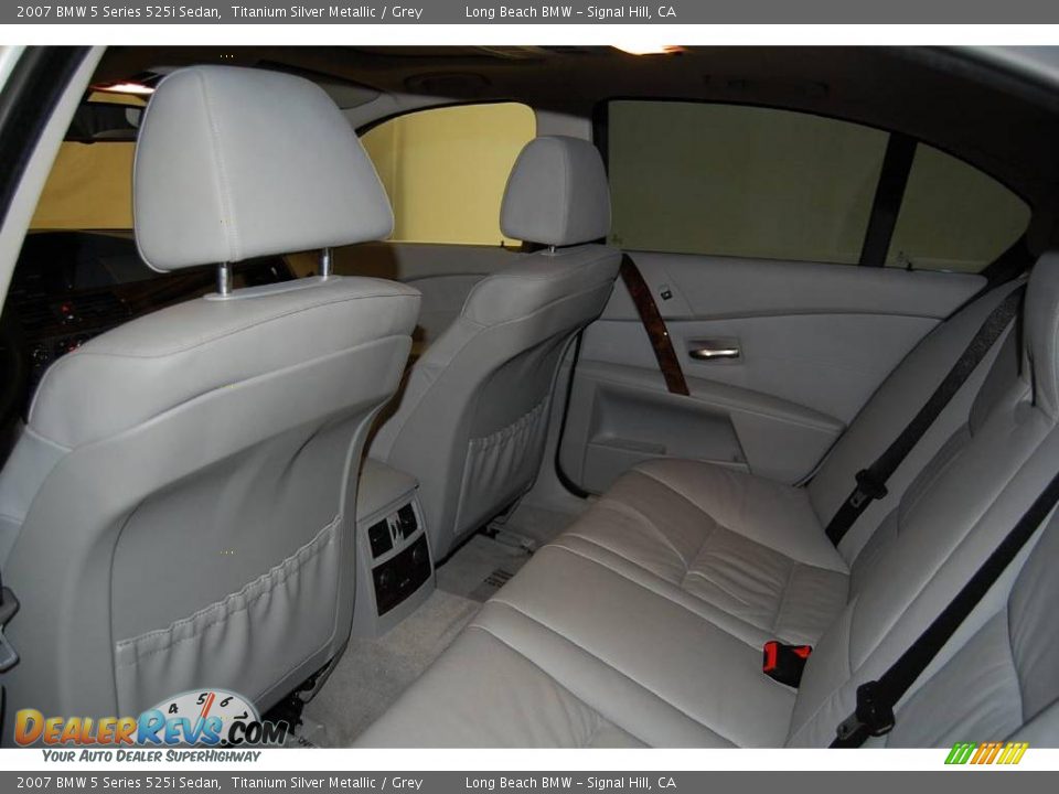 2007 BMW 5 Series 525i Sedan Titanium Silver Metallic / Grey Photo #26