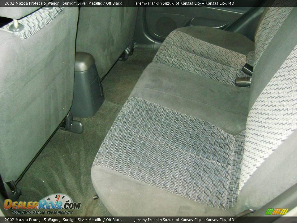 2002 Mazda Protege 5 Wagon Sunlight Silver Metallic / Off Black Photo #16