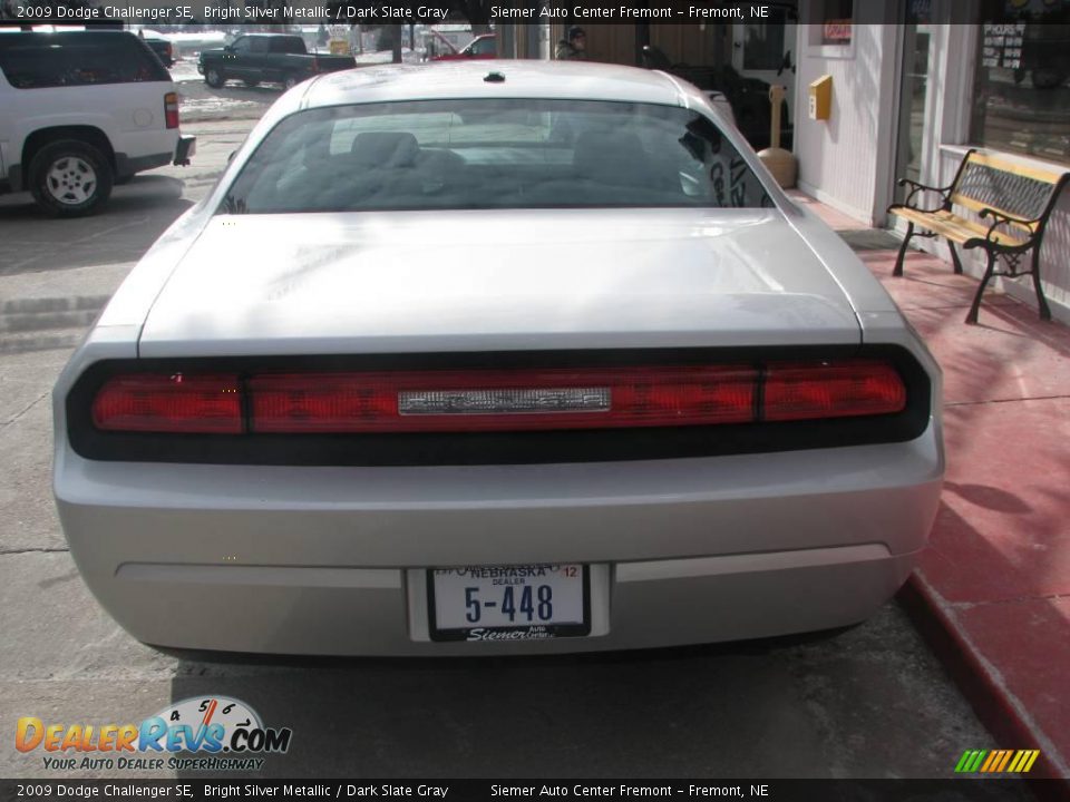 2009 Dodge Challenger SE Bright Silver Metallic / Dark Slate Gray Photo #5
