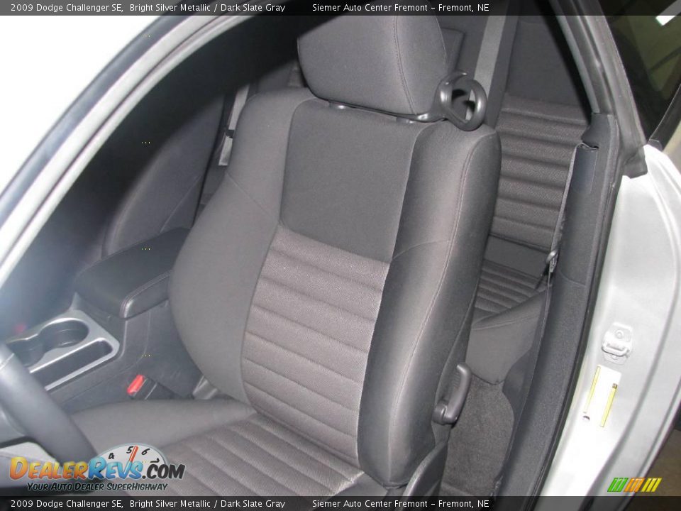 2009 Dodge Challenger SE Bright Silver Metallic / Dark Slate Gray Photo #14