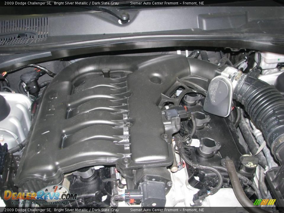 2009 Dodge Challenger SE Bright Silver Metallic / Dark Slate Gray Photo #23