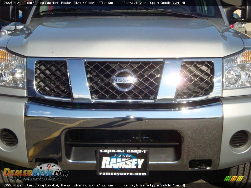2006 Nissan Titan SE King Cab 4x4 Radiant Silver / Graphite/Titanium Photo #14