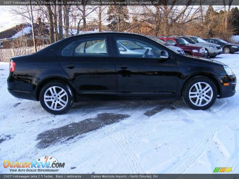 2007 Volkswagen Jetta 2.5 Sedan Black / Anthracite Photo #6