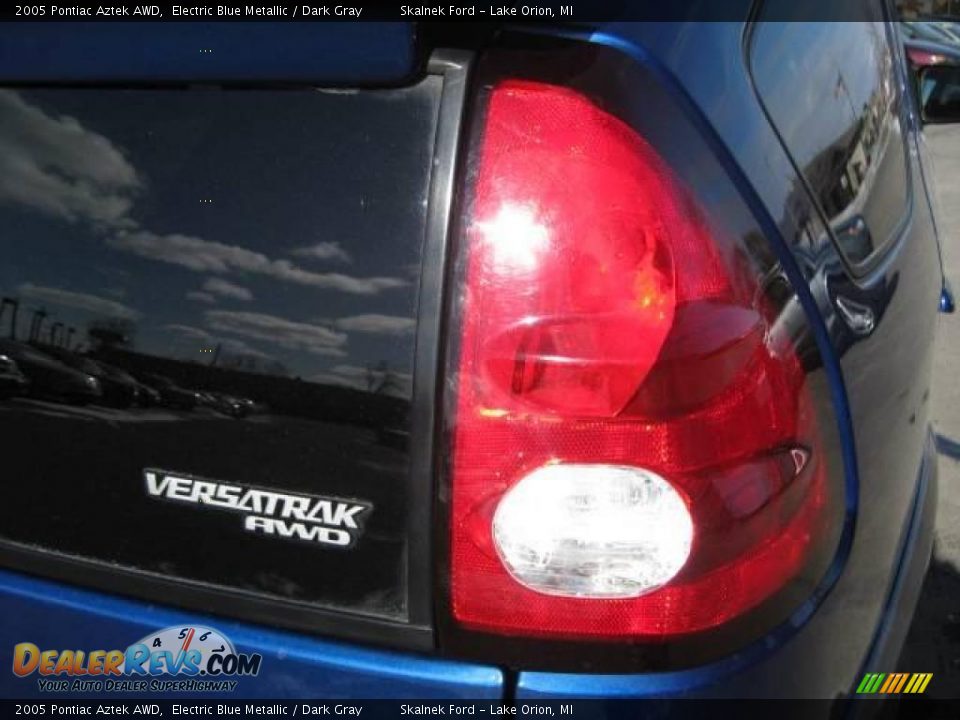 2005 Pontiac Aztek AWD Electric Blue Metallic / Dark Gray Photo #13