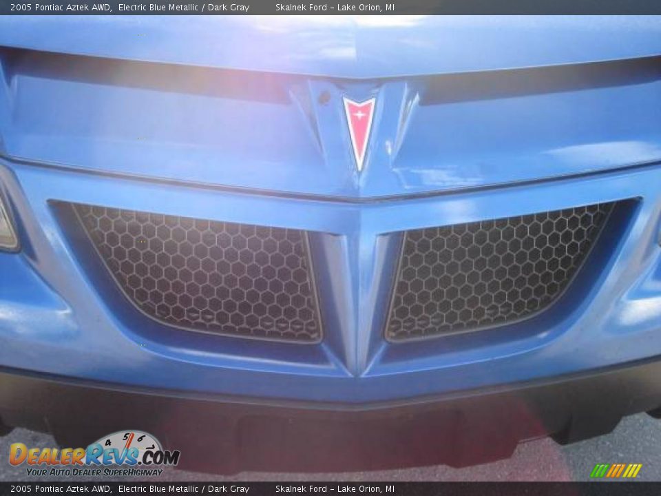 2005 Pontiac Aztek AWD Electric Blue Metallic / Dark Gray Photo #18