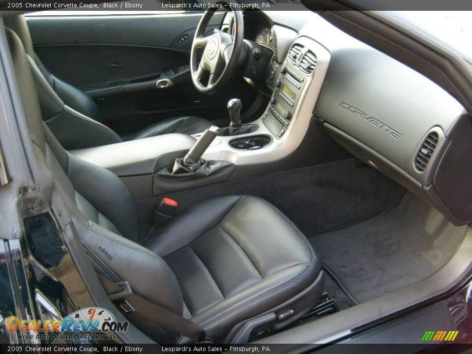 Ebony Interior - 2005 Chevrolet Corvette Coupe Photo #12