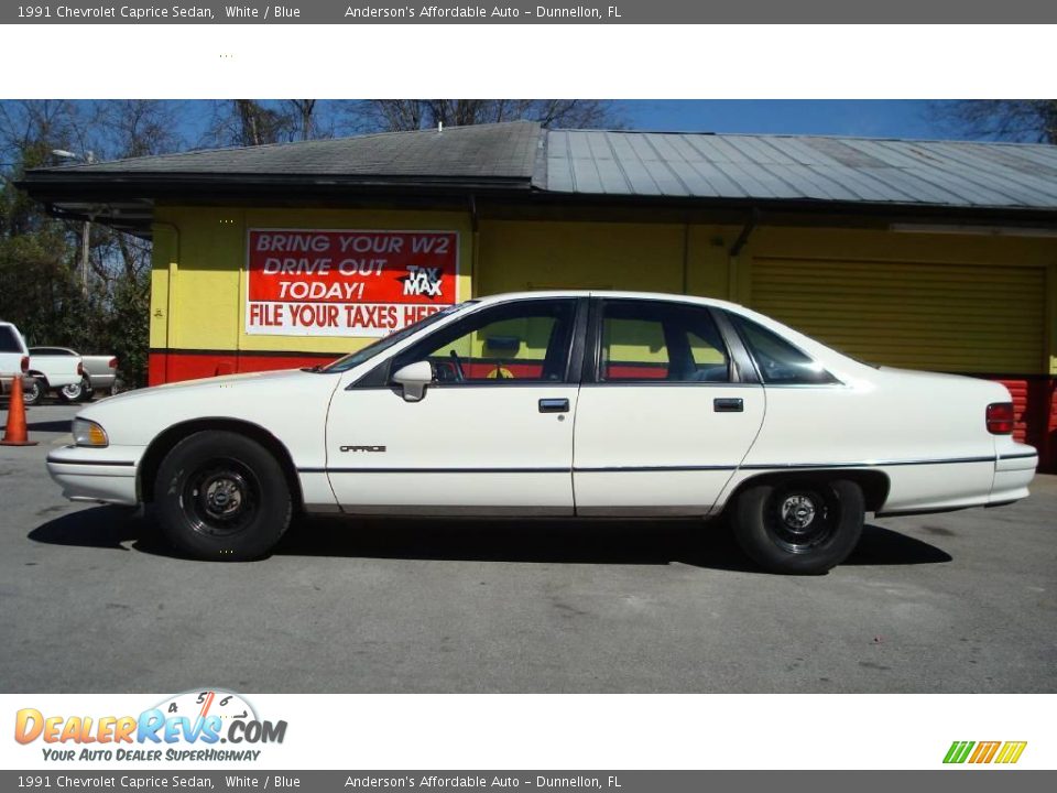 1991 Chevrolet Caprice Sedan White / Blue Photo #2