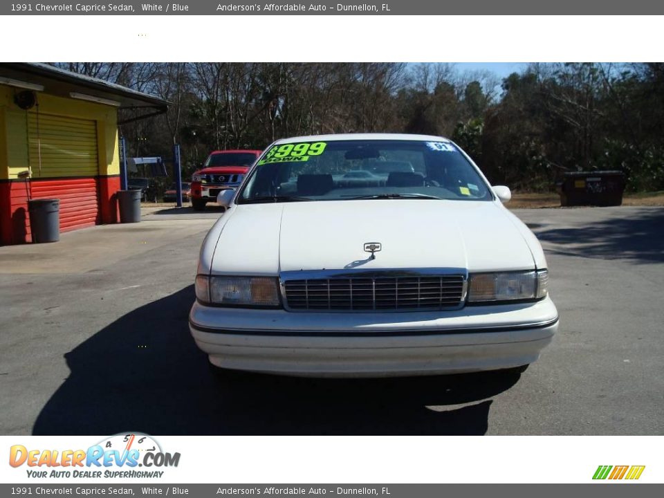 1991 Chevrolet Caprice Sedan White / Blue Photo #8