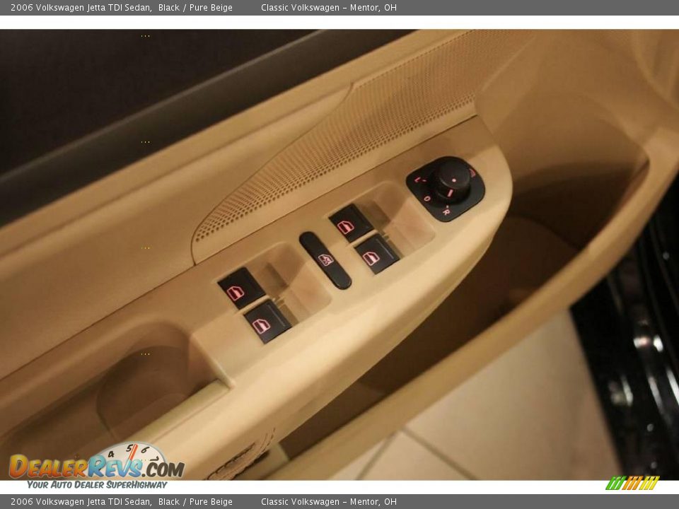2006 Volkswagen Jetta TDI Sedan Black / Pure Beige Photo #9