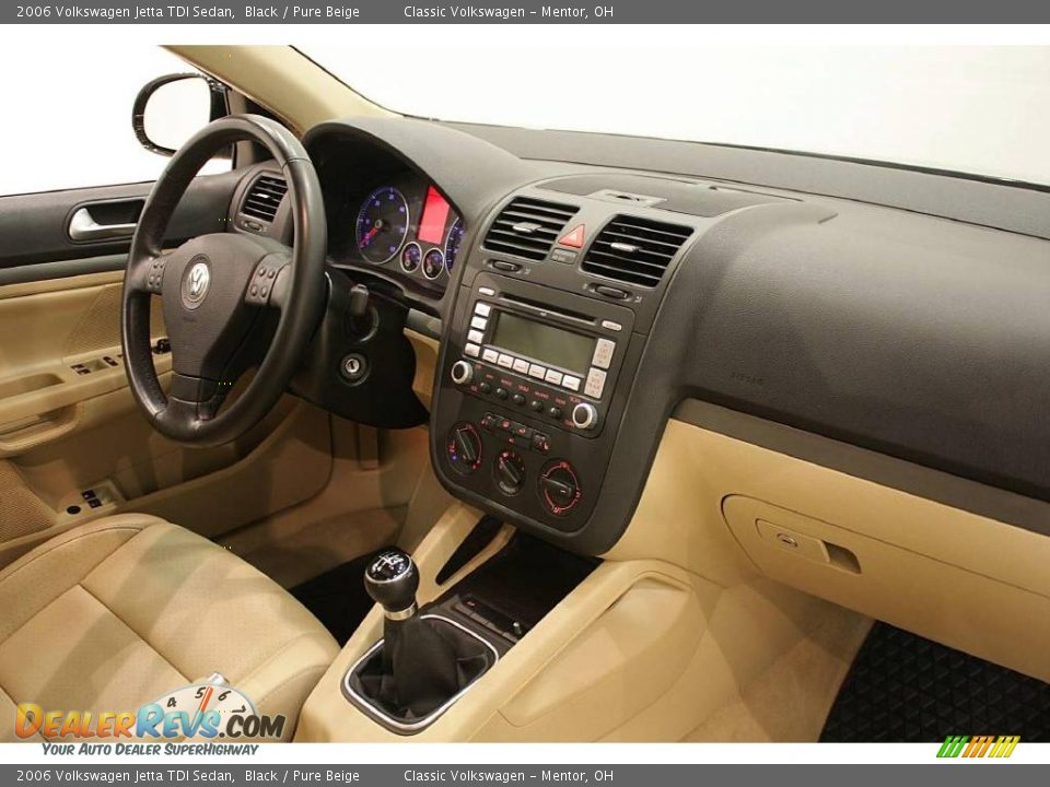 2006 Volkswagen Jetta TDI Sedan Black / Pure Beige Photo #18