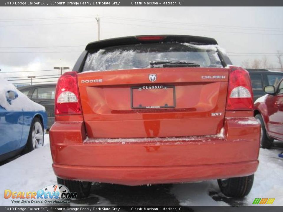 2010 Dodge Caliber SXT Sunburst Orange Pearl / Dark Slate Gray Photo #4