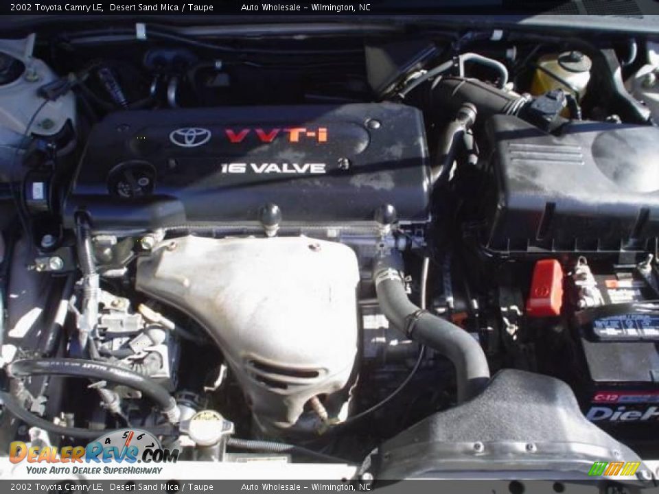 2002 Toyota Camry LE Desert Sand Mica / Taupe Photo #6