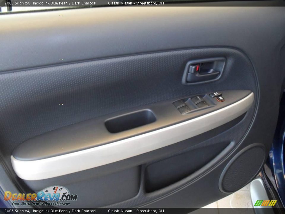2005 Scion xA Indigo Ink Blue Pearl / Dark Charcoal Photo #21