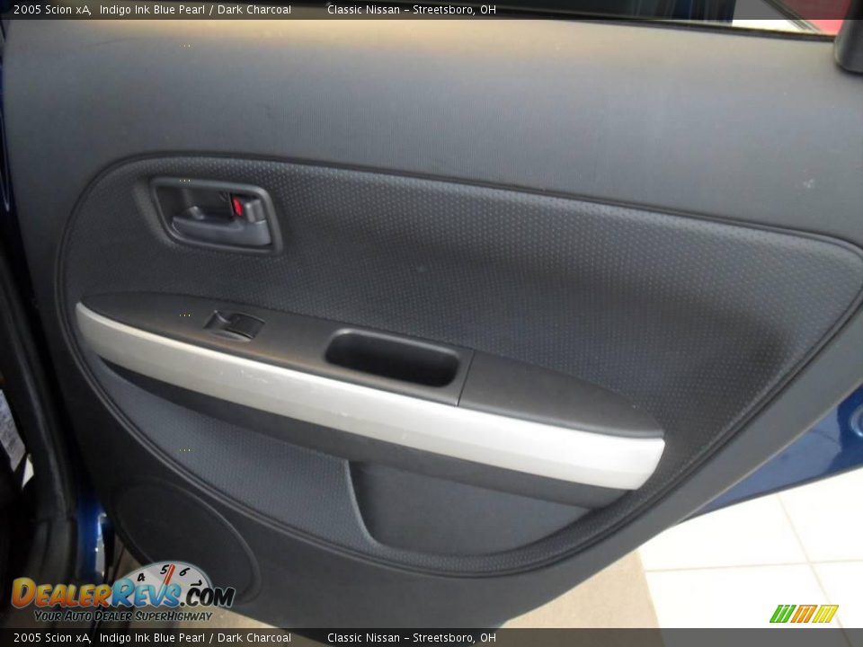 2005 Scion xA Indigo Ink Blue Pearl / Dark Charcoal Photo #23