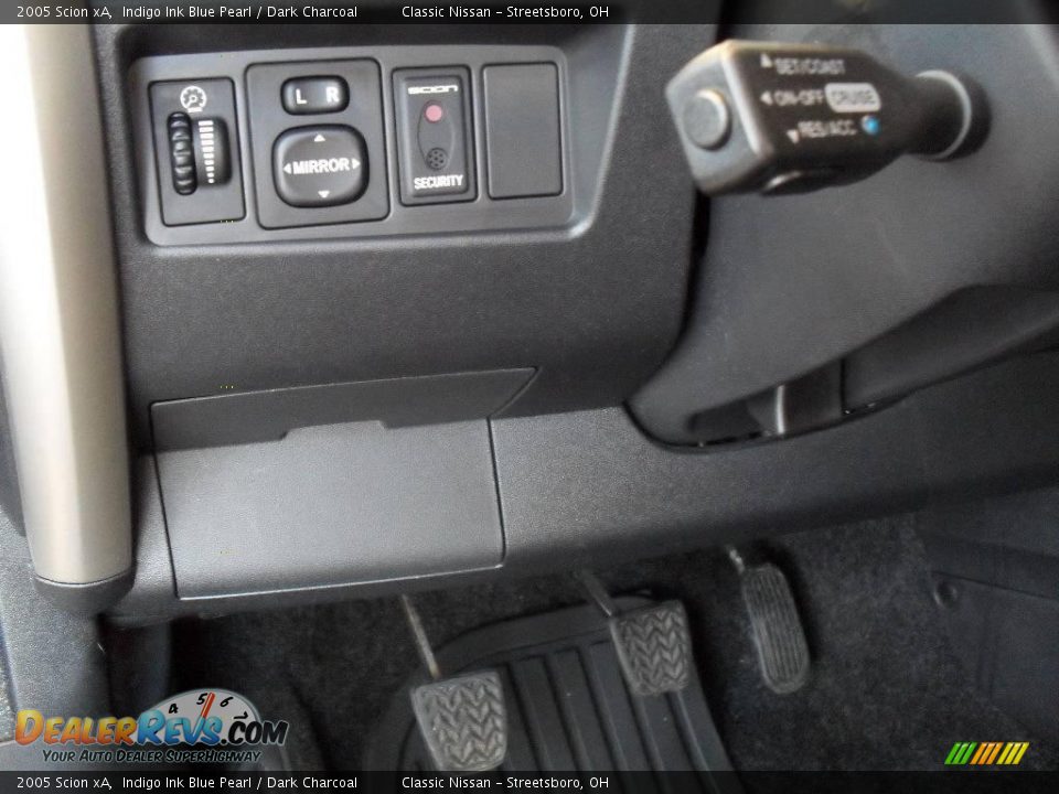 2005 Scion xA Indigo Ink Blue Pearl / Dark Charcoal Photo #25