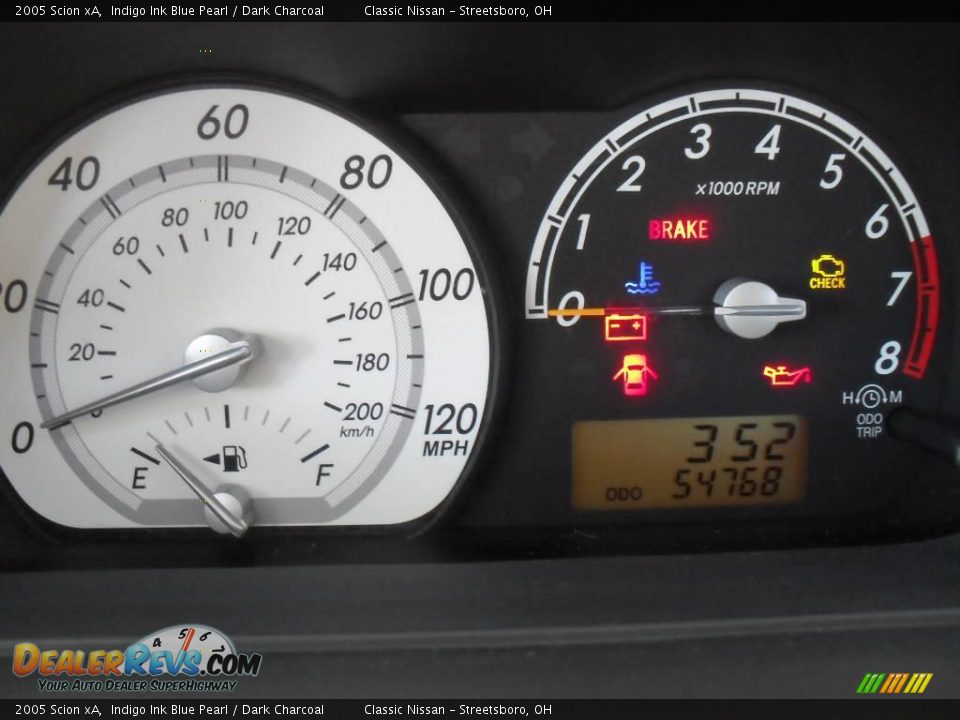 2005 Scion xA Indigo Ink Blue Pearl / Dark Charcoal Photo #31