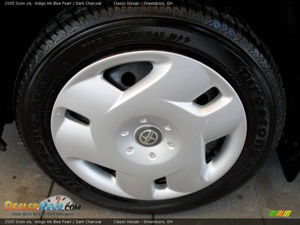2005 Scion xA Indigo Ink Blue Pearl / Dark Charcoal Photo #32
