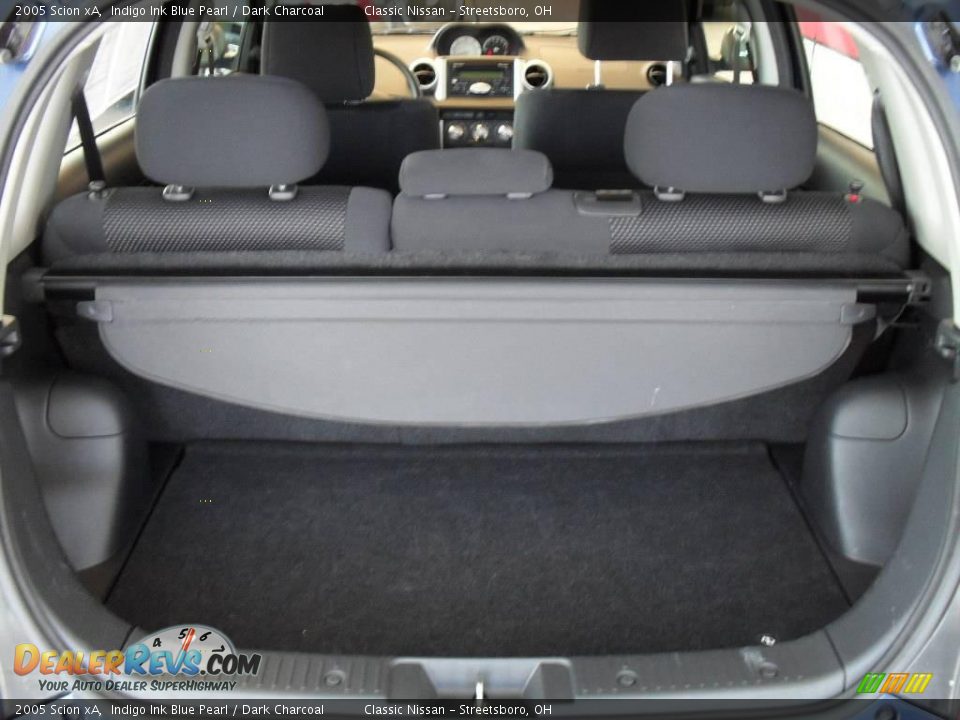 2005 Scion xA Indigo Ink Blue Pearl / Dark Charcoal Photo #36
