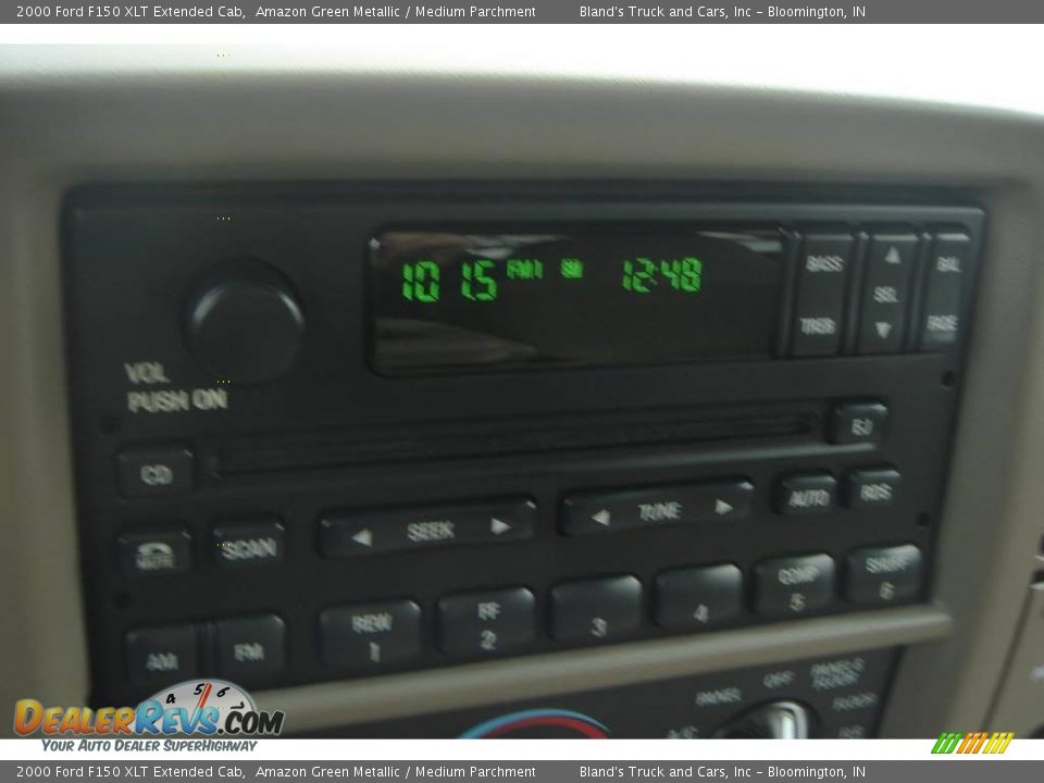 2000 Ford F150 XLT Extended Cab Amazon Green Metallic / Medium Parchment Photo #22