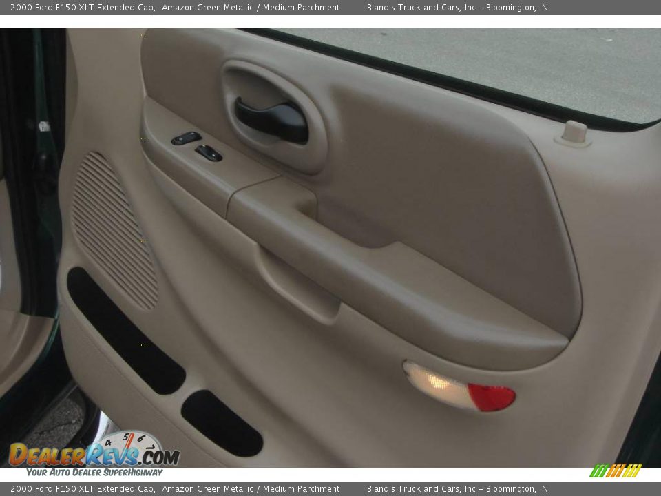2000 Ford F150 XLT Extended Cab Amazon Green Metallic / Medium Parchment Photo #28