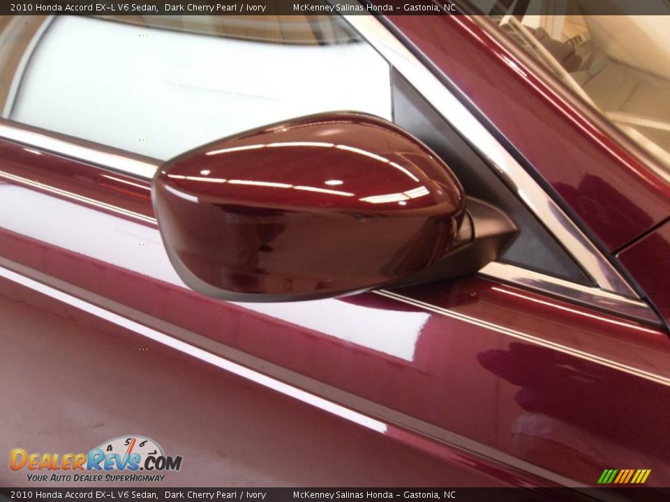 2010 Honda Accord EX-L V6 Sedan Dark Cherry Pearl / Ivory Photo #23