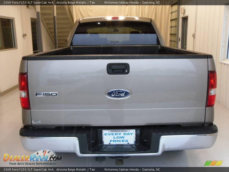 2006 Ford F150 XLT SuperCab 4x4 Arizona Beige Metallic / Tan Photo #8