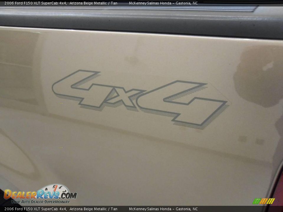 2006 Ford F150 XLT SuperCab 4x4 Arizona Beige Metallic / Tan Photo #19