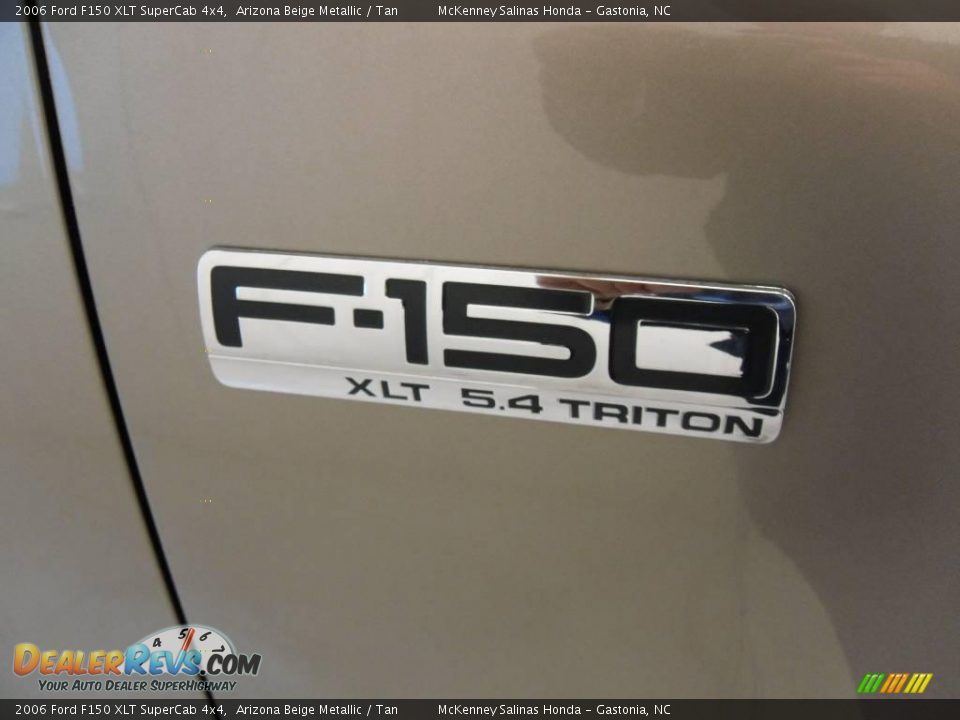 2006 Ford F150 XLT SuperCab 4x4 Arizona Beige Metallic / Tan Photo #26
