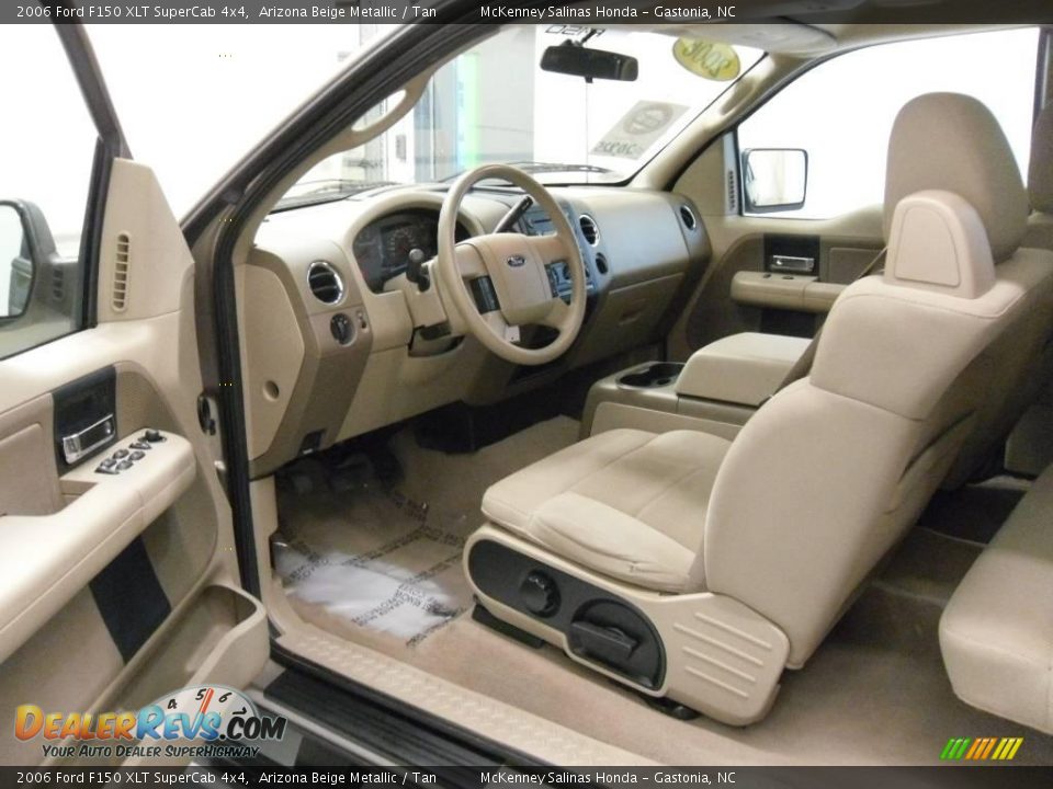 2006 Ford F150 XLT SuperCab 4x4 Arizona Beige Metallic / Tan Photo #31