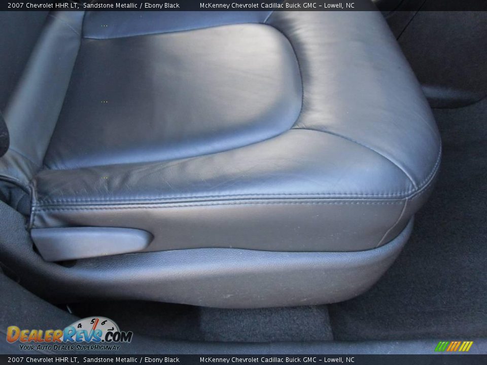 2007 Chevrolet HHR LT Sandstone Metallic / Ebony Black Photo #18