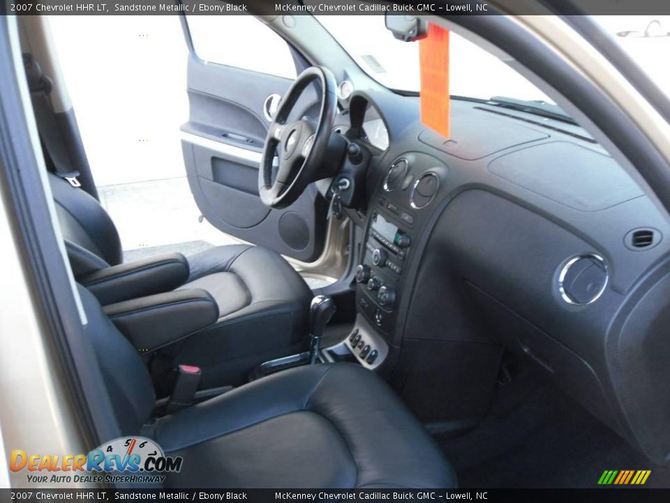 2007 Chevrolet HHR LT Sandstone Metallic / Ebony Black Photo #20