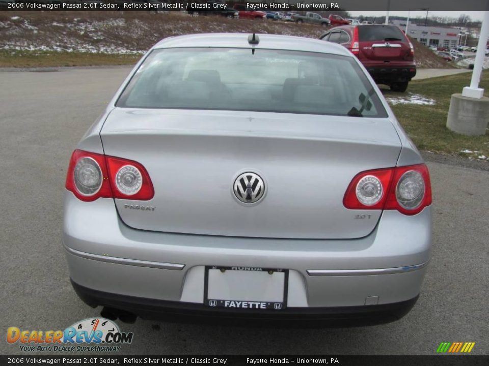 2006 Volkswagen Passat 2.0T Sedan Reflex Silver Metallic / Classic Grey Photo #4
