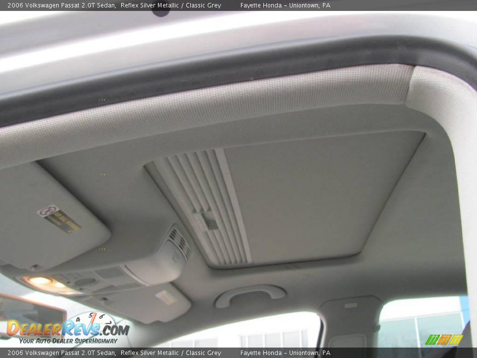 2006 Volkswagen Passat 2.0T Sedan Reflex Silver Metallic / Classic Grey Photo #7