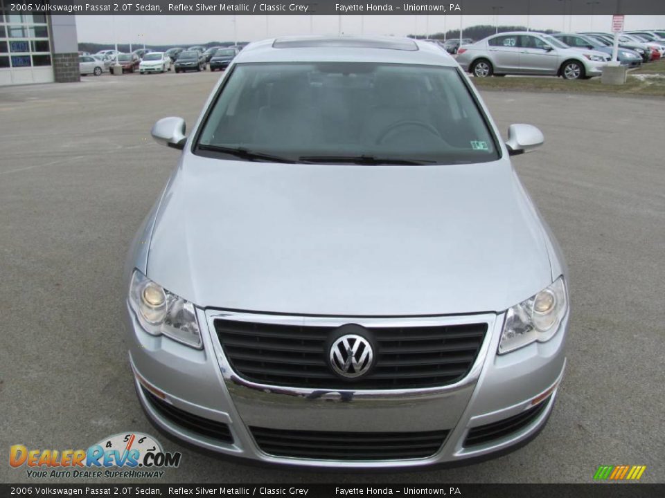 2006 Volkswagen Passat 2.0T Sedan Reflex Silver Metallic / Classic Grey Photo #13