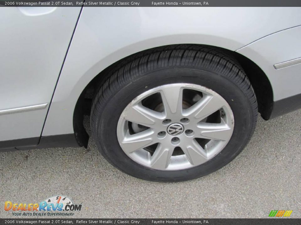 2006 Volkswagen Passat 2.0T Sedan Reflex Silver Metallic / Classic Grey Photo #14