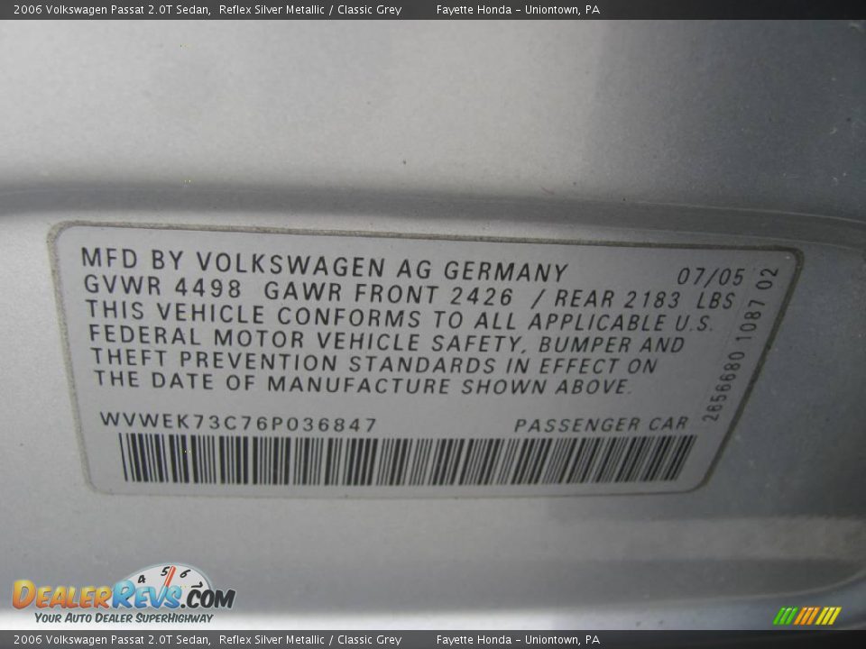 2006 Volkswagen Passat 2.0T Sedan Reflex Silver Metallic / Classic Grey Photo #19