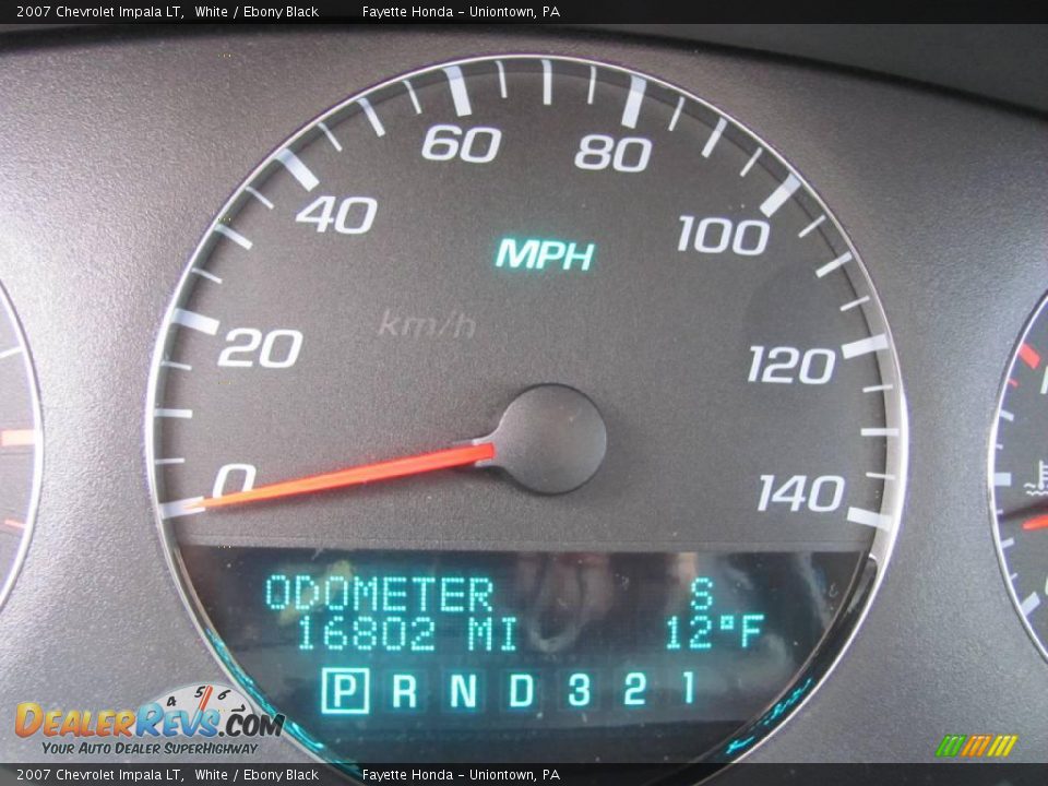 2007 Chevrolet Impala LT White / Ebony Black Photo #9