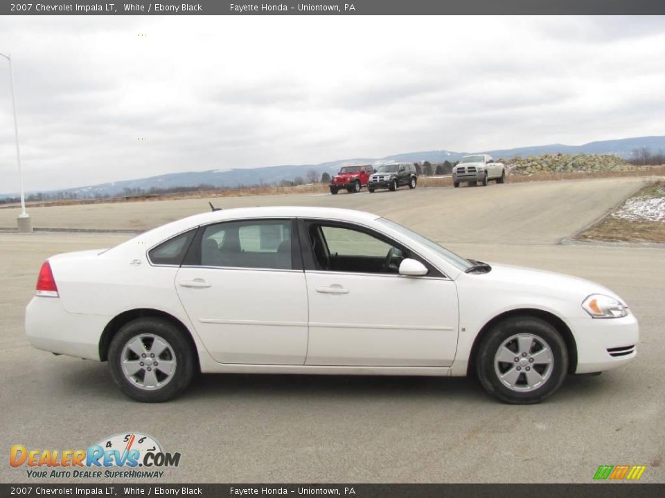 2007 Chevrolet Impala LT White / Ebony Black Photo #13