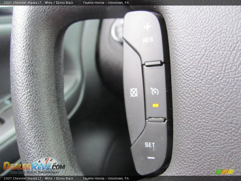 2007 Chevrolet Impala LT White / Ebony Black Photo #16