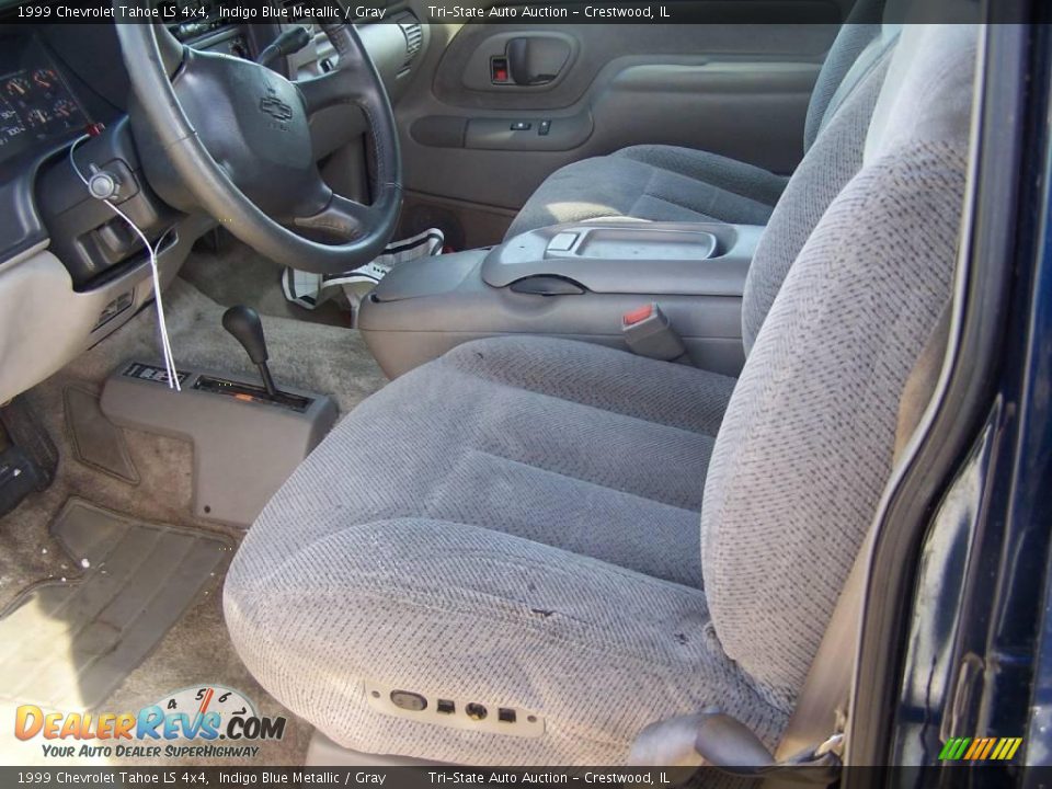 1999 Chevrolet Tahoe LS 4x4 Indigo Blue Metallic / Gray Photo #28