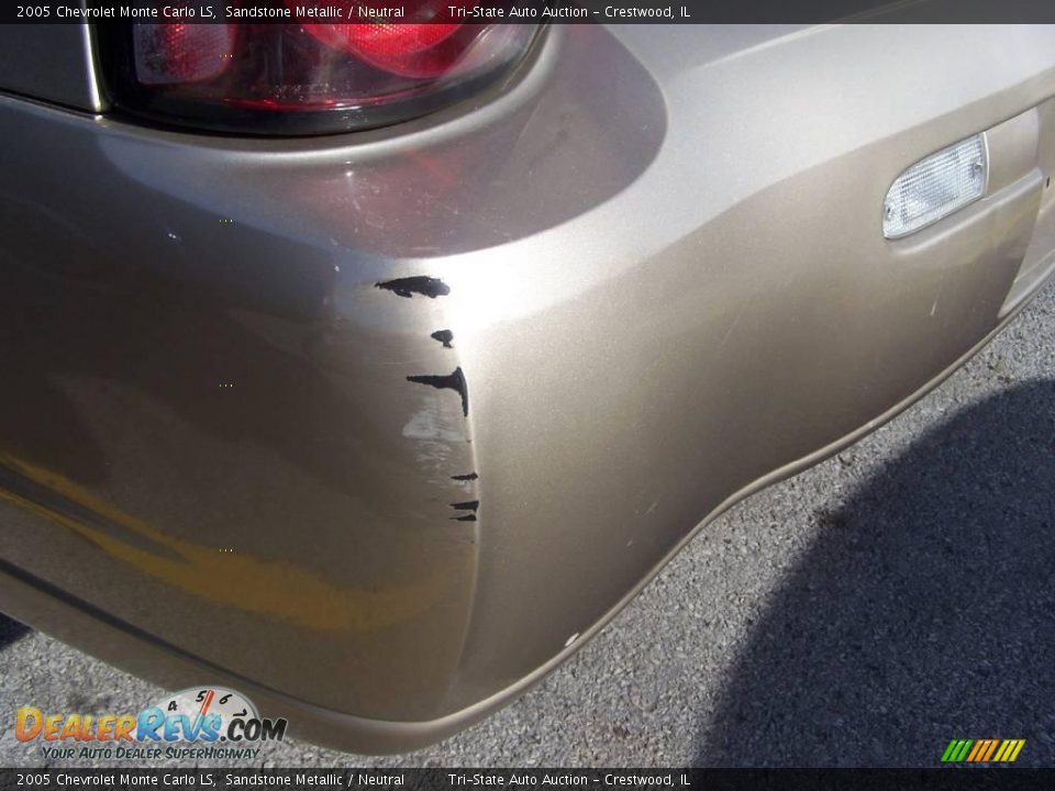 2005 Chevrolet Monte Carlo LS Sandstone Metallic / Neutral Photo #5