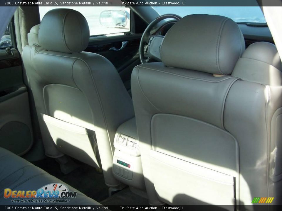 2005 Chevrolet Monte Carlo LS Sandstone Metallic / Neutral Photo #20