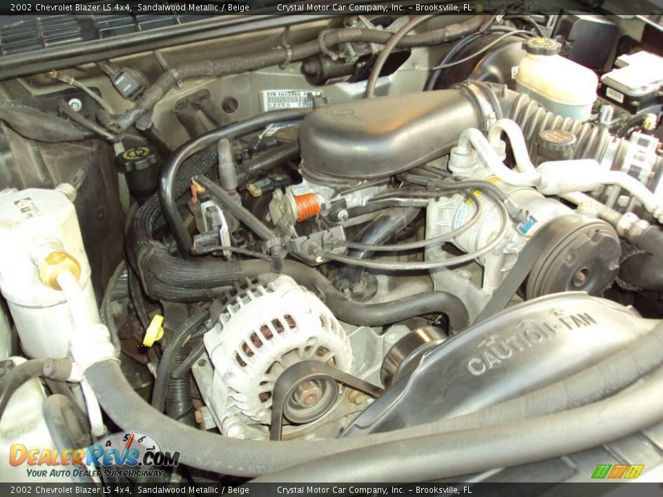 2002 Chevrolet Blazer LS 4x4 Sandalwood Metallic / Beige Photo #15