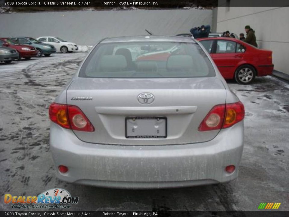 2009 Toyota Corolla Classic Silver Metallic / Ash Photo #3