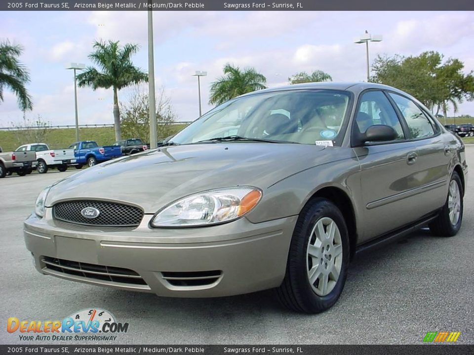2005 Ford Taurus SE Arizona Beige Metallic / Medium/Dark Pebble Photo #7