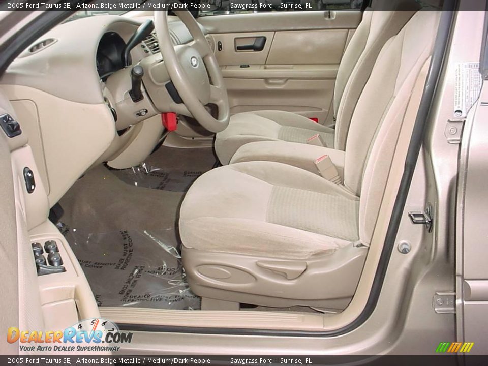 2005 Ford Taurus SE Arizona Beige Metallic / Medium/Dark Pebble Photo #10